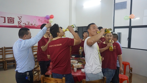 富軒員工生日會(huì)，歡樂(lè)溫暖時(shí)光！