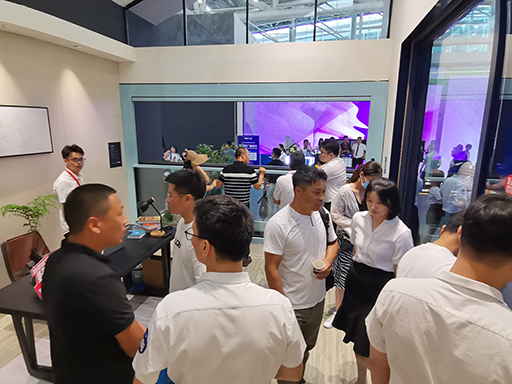 再創(chuàng)新高|富軒全屋門窗廣州建博會(huì)第三日燃爆全場，一路領(lǐng)跑
